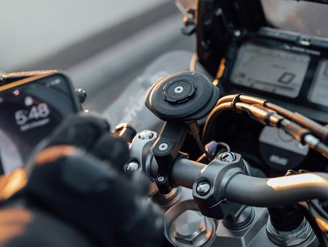 Quad Lock Waterproof Wireless Charging Head A1 for Phone Mounts 5 Quad Lock Waterproof Wireless Charging Head A1 for Phone Mounts - Image 3